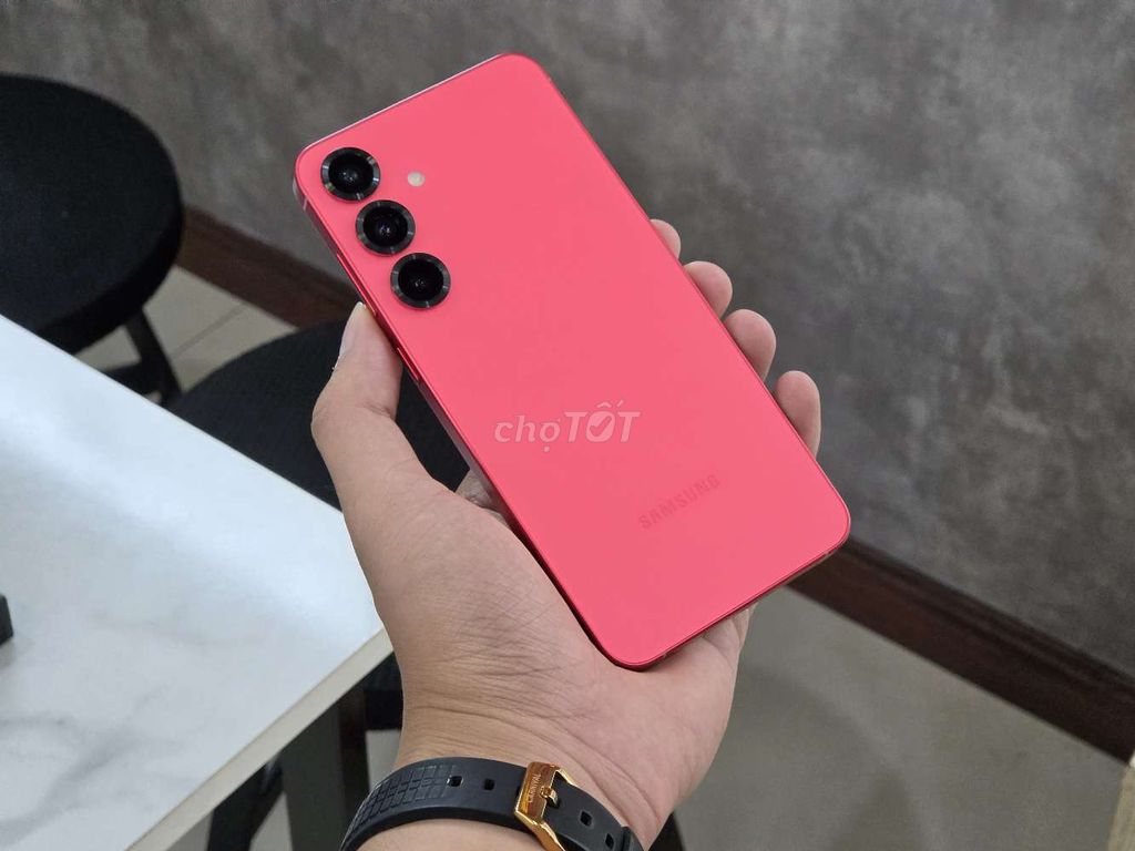 Samsung S25 Plus Đỏ Ruby Chính Hãng VN. Mua bán Điện thoại tại Quận 4 Tp Hồ Chí Minh được đăng bởi Thanh Phong Mobile hình 1