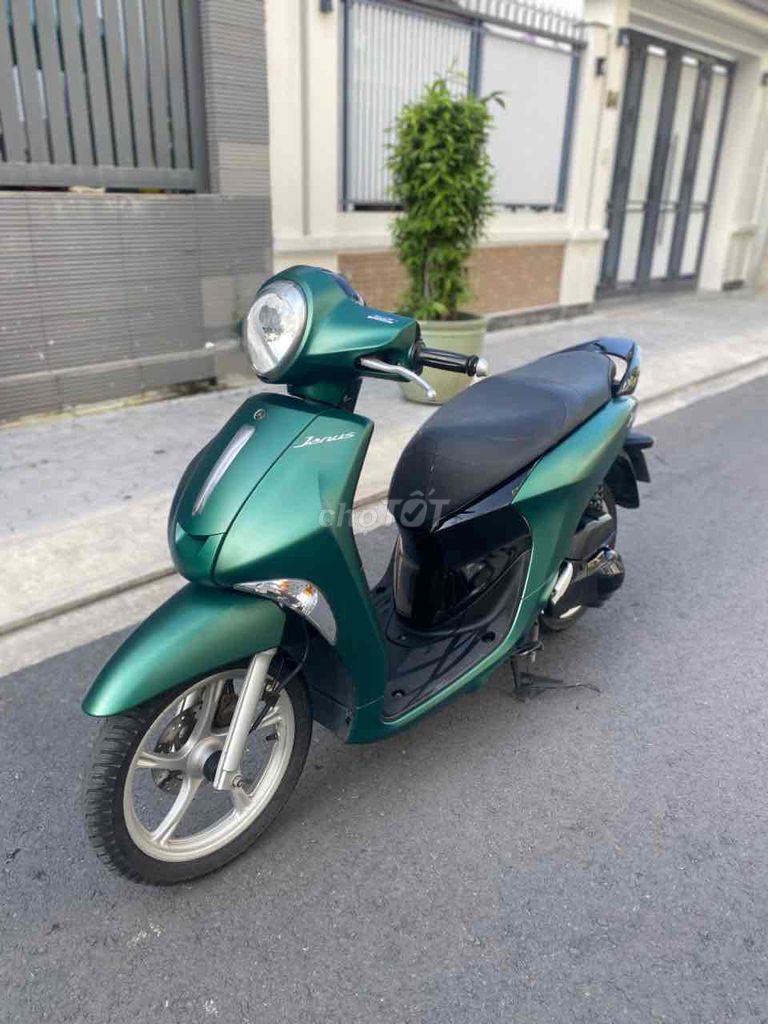 Janus 2017,bstp,chính chủ.xe đẹp keng,máy zin êm. Mua bán Xe máy tại Quận 7 Tp Hồ Chí Minh được đăng bởi Trung Anh hình 2