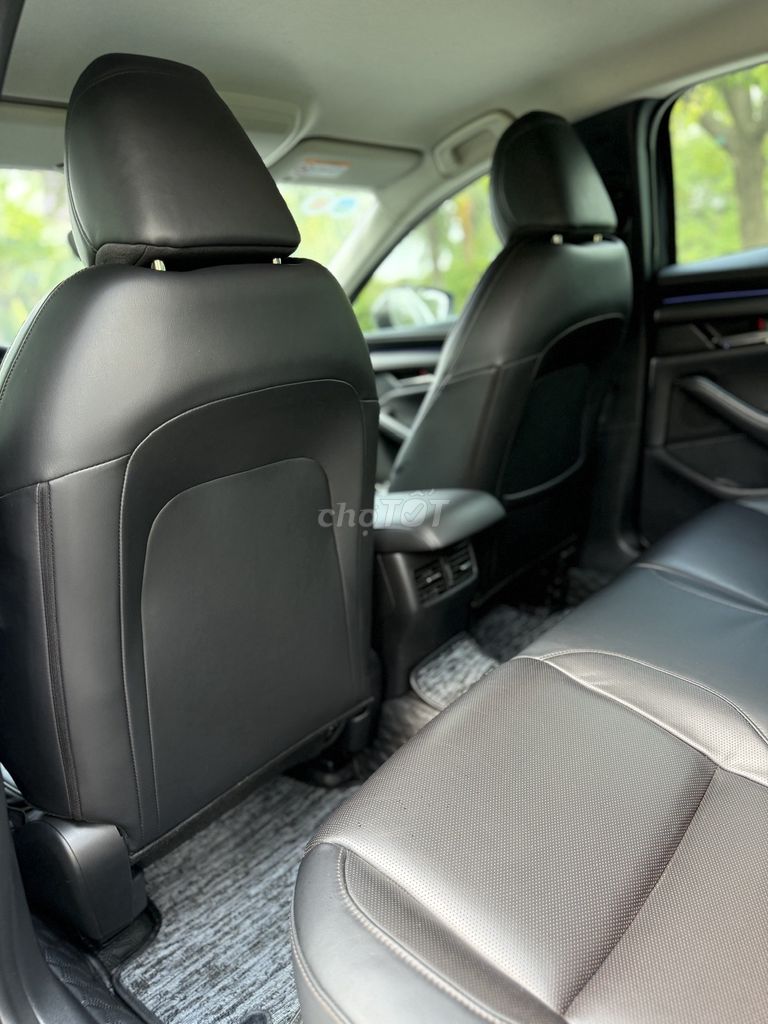 Mazda 3 1.5 Luxury 2021 màu xám titan. Mua bán Ô tô tại Quận Long Biên Hà Nội được đăng bởi Nguyễn Chi hình 4