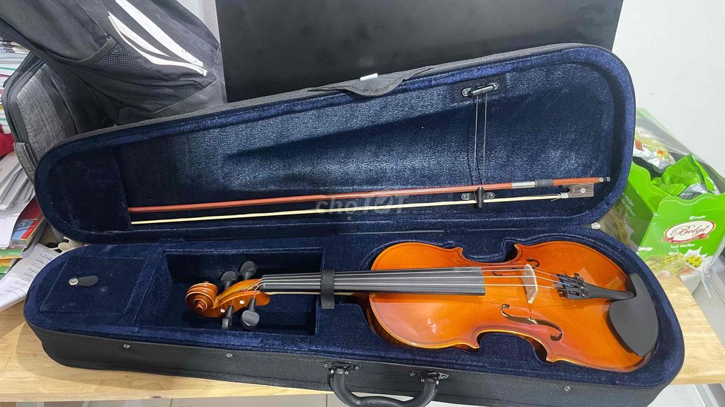 Đàn Violin Alvaro Malaga Nâu vàng. Mua bán Nhạc cụ tại Huyện Thanh Trì Hà Nội được đăng bởi Đỗ Thành Đạt hình 1