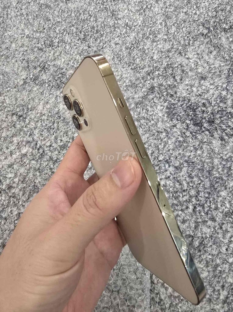 Apple iPhone 12 Pro Max Vàng Đã sử dụng. Mua bán Điện thoại tại Huyện Thanh Trì Hà Nội được đăng bởi Tên chưa cung cấp hình 1
