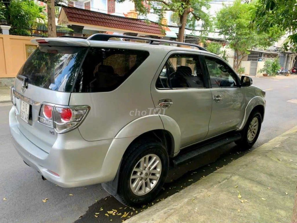 Gia đình cần bán xe Toyota Fortuner bản V cao cấp. Mua bán Ô tô tại Quận Gò Vấp Tp Hồ Chí Minh được đăng bởi Tô Lâm hình 8