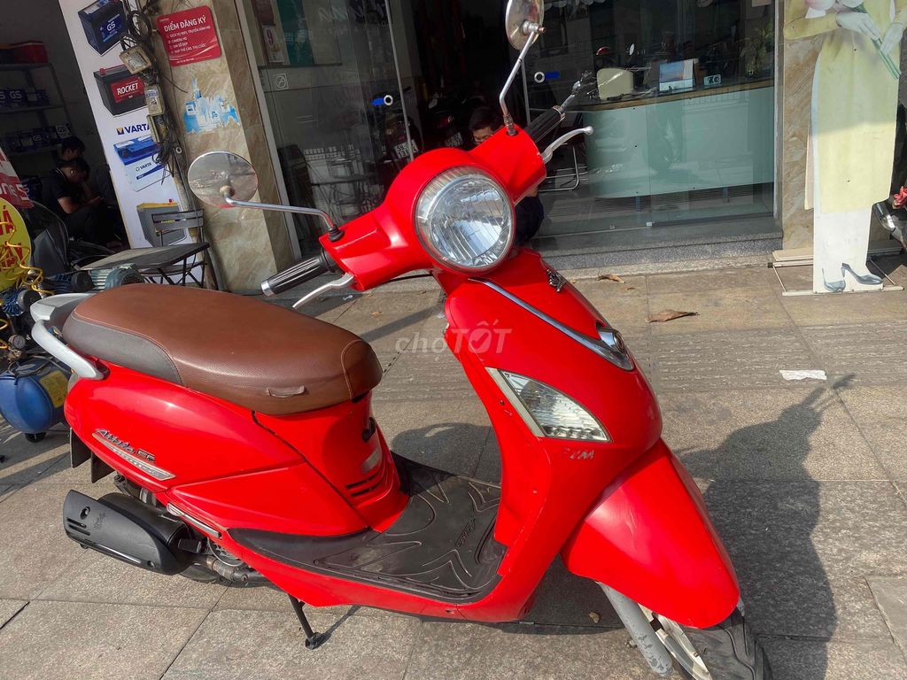 SYM Attila FI 2013 màu Đỏ. Mua bán Xe máy tại Quận Tân Phú Tp Hồ Chí Minh được đăng bởi Cửa hàng xe máy Nam Trang hình 3