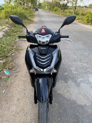 Honda SH 125 CBS 2018 Đen. Mua bán Xe máy tại Quận Cái Răng Cần Thơ được đăng bởi Nguyễn Chí đinh 