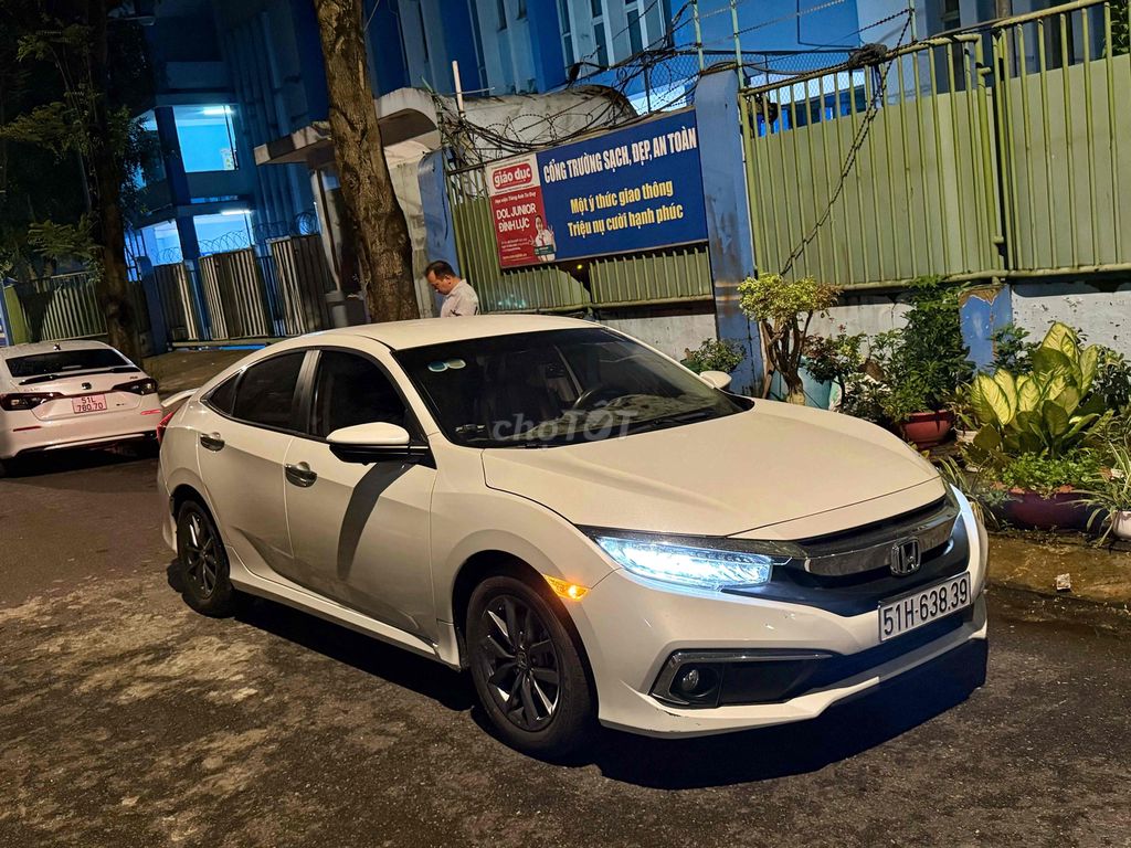 CIVIC G 2020 MỚI NHẤT VN, CHỈ: 11.000KM, 1 ĐỜI CHỦ. Mua bán Ô tô tại Quận 10 Tp Hồ Chí Minh được đăng bởi PC Trương hình 3