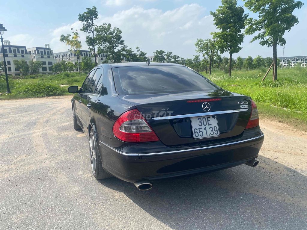 Mercedes-Benz E200K 2008 Đen. Mua bán Ô tô tại Huyện Hoài Đức Hà Nội được đăng bởi QHiệp hình 3