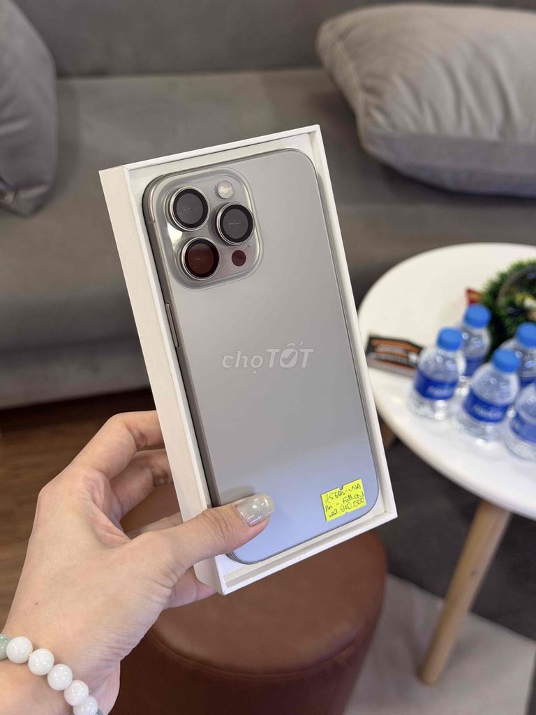 Apple iPhone 15 Pro Max 256GB Titan Tự Nhiên 99%. Mua bán Điện thoại tại Quận 8 Tp Hồ Chí Minh được đăng bởi CA REM BÁN TÁO hình 1