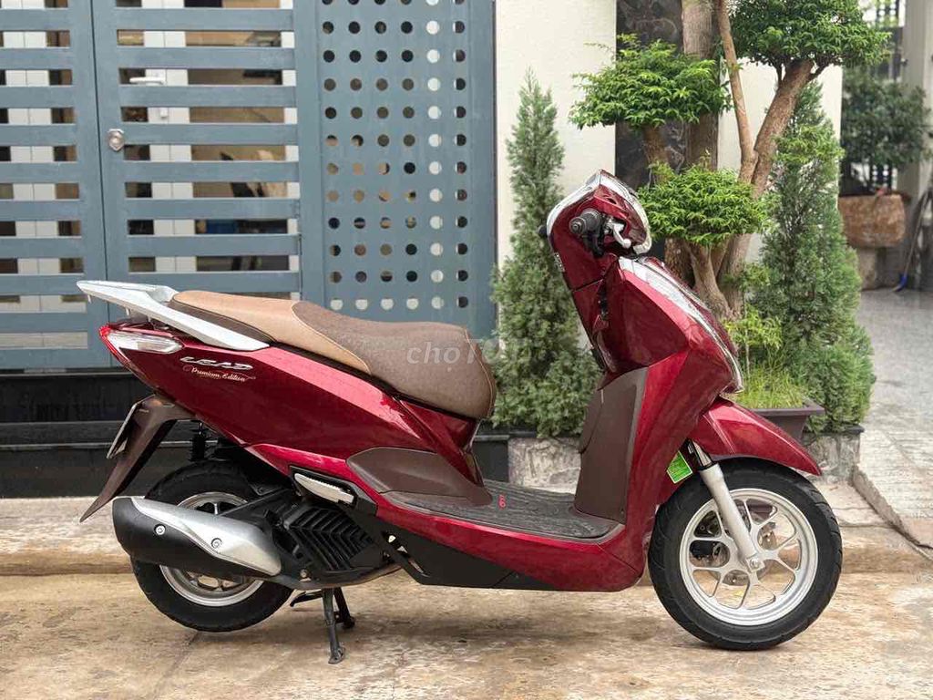 Honda Lead 4 клапана 2023 Красный