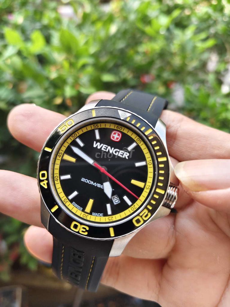 Đồng hồ Wenger Nam 42mm Kính Sapphire. Mua bán Đồng hồ tại Huyện Gò Công Tây Tiền Giang được đăng bởi Tuấn Trung hình 1