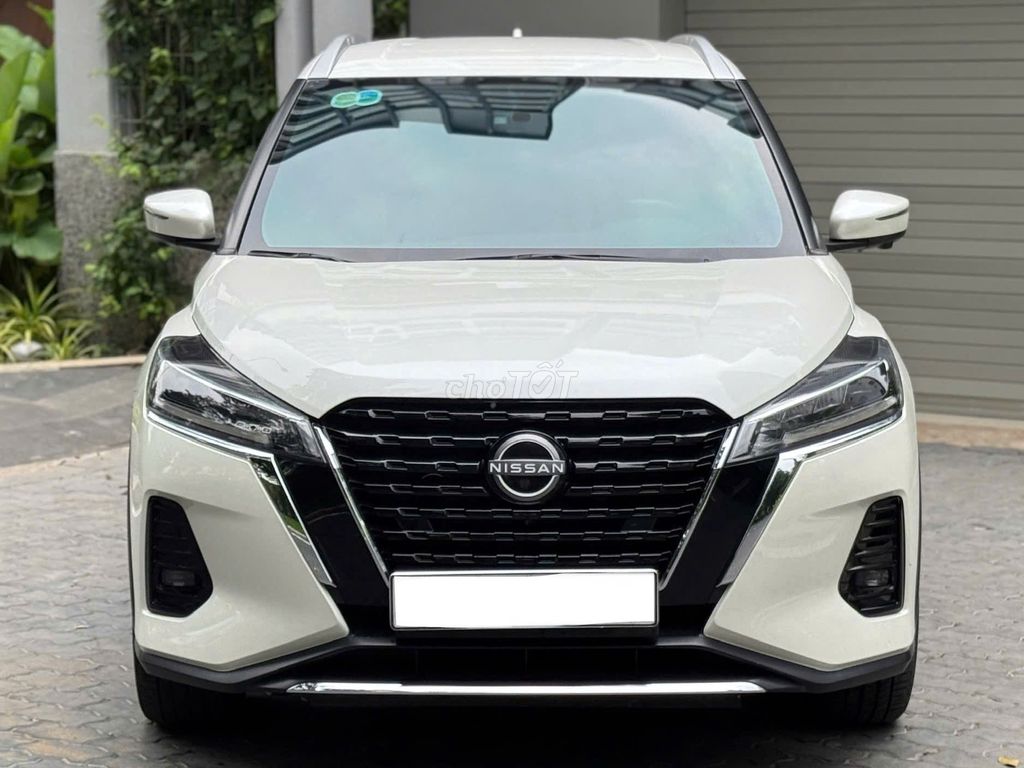 Nissan Kicks 2023 - 5000 km - Xuất hóa đơn cao