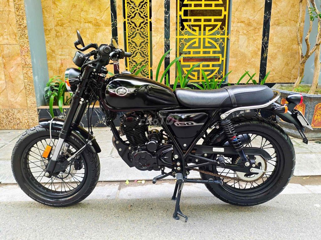 GPX LEGEND 150FI 2023 đẹp lướt 7055km  pkl motor. Mua bán Xe máy tại Quận Cầu Giấy Hà Nội được đăng bởi Tong motor xe may hình 5