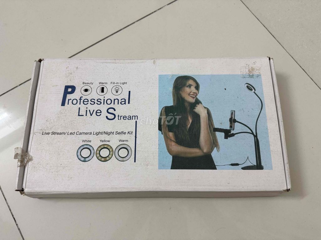 Đèn livestream Đen điều chỉnh độ sáng. Mua bán Máy ảnh, Máy quay tại Quận Sơn Trà Đà Nẵng được đăng bởi Huỳnh Phước Hậu hình 1