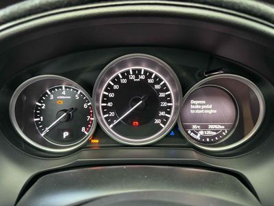 Mazda 6 2019 Premium 2.5 73000 km Trắng