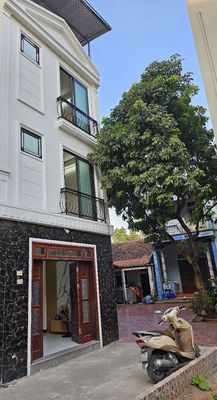 Chính chủ không qua môi giới ngay gần trường tdtt oto 4 chỗ đỗ cửa. Mua bán nhà ở tại Huyện Chương Mỹ Hà Nội được đăng bởi Quang Thành