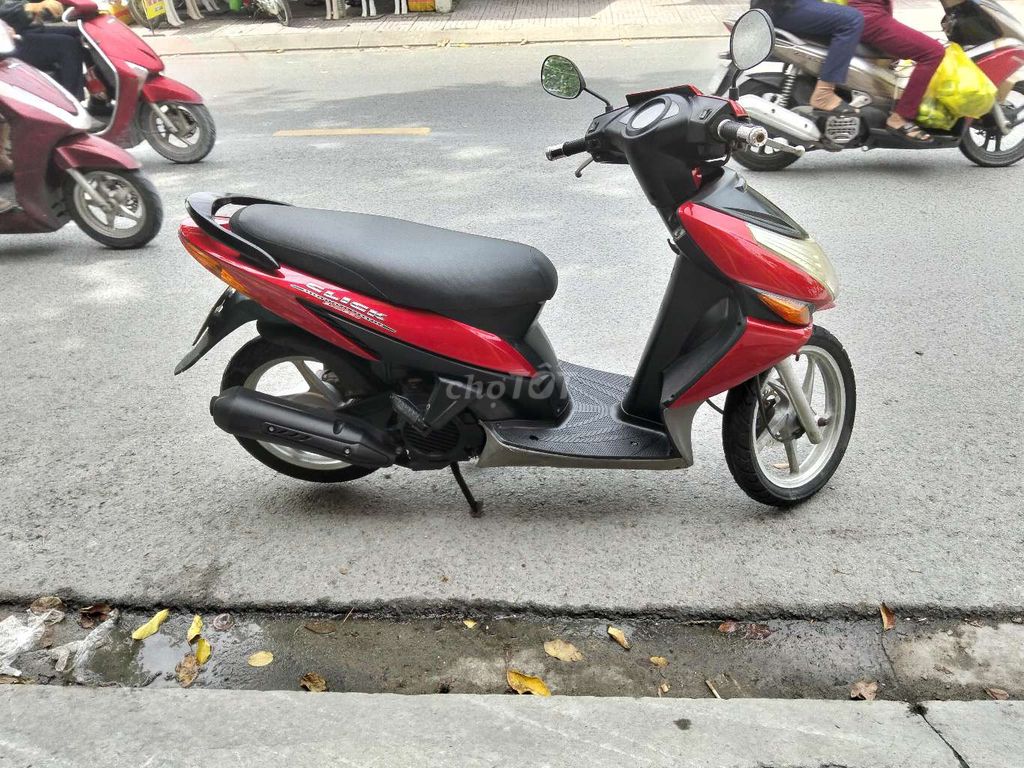 Honda Click màu Đỏ. Mua bán Xe máy tại Quận 12 Tp Hồ Chí Minh được đăng bởi Tien Dinh hình 3