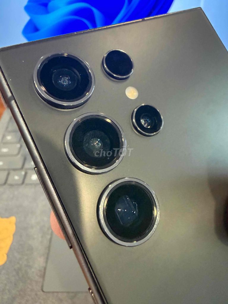 Samsung Galaxy S24 Ultra 256GB Đen. Mua bán Điện thoại tại Quận Phú Nhuận Tp Hồ Chí Minh được đăng bởi Thanh nam hình 1