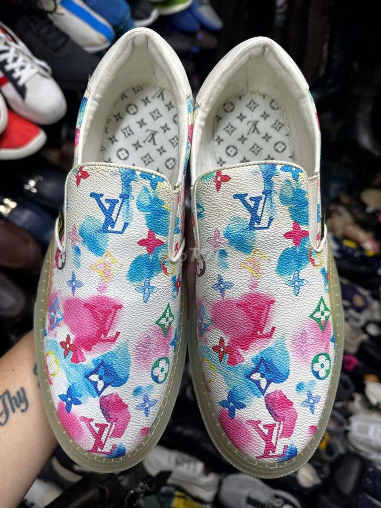 Giày Slipon LV Đế Kếp Size 41 mới 99%