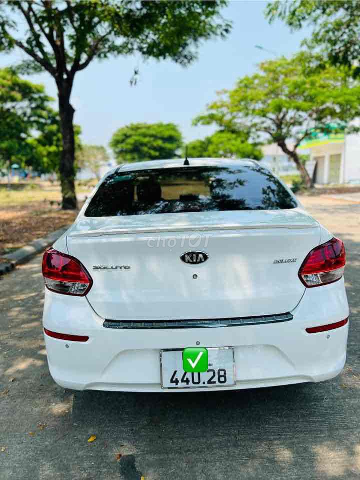 Bán xe Kia Soluto 2019 AT số tự động