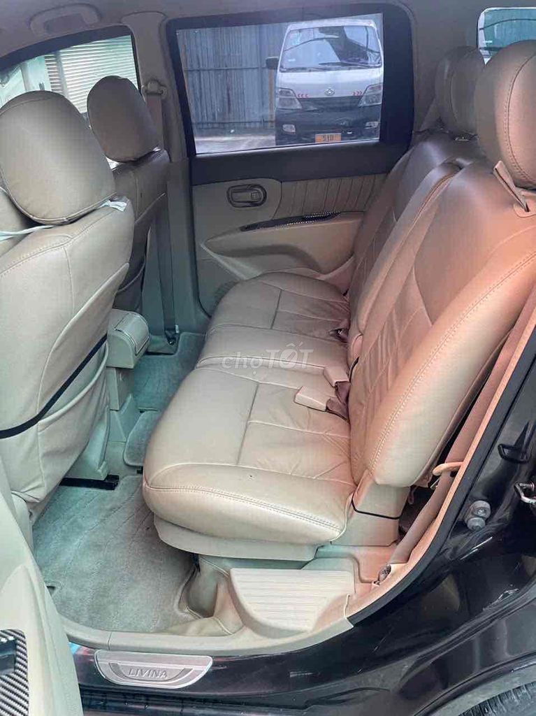 Nissan GRAND Livina Siu cọp Số tự động. Mua bán Ô tô tại Quận 12 Tp Hồ Chí Minh được đăng bởi Mr Gà 9x  hình 15