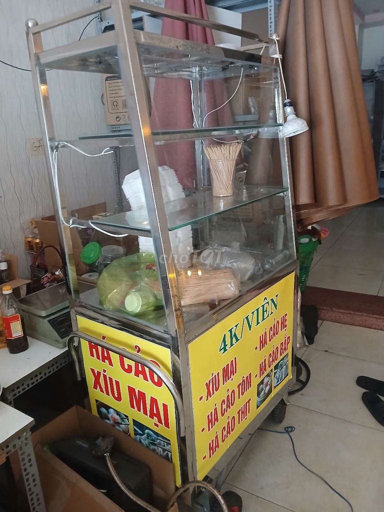 Xe đẩy bán hàng Kính Inox Mới 99%. Mua bán Nội thất, đồ gia dụng khác tại Quận 11 Tp Hồ Chí Minh được đăng bởi Da Kim Anh hình 1