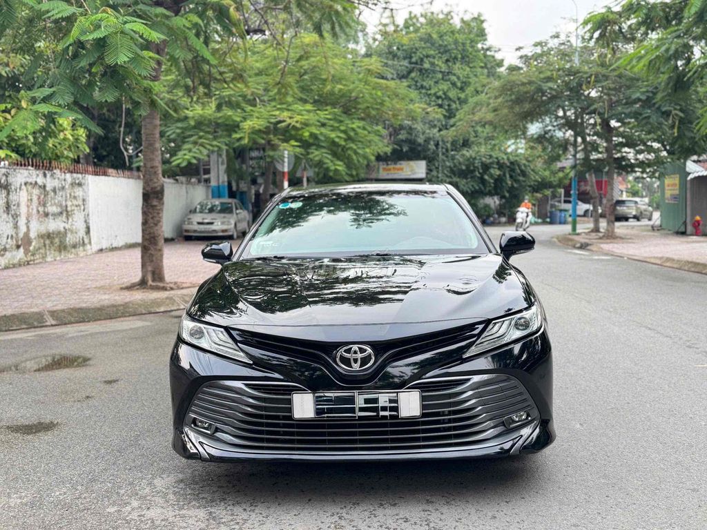 Toyota Camry 2.5Q 2021 Черный