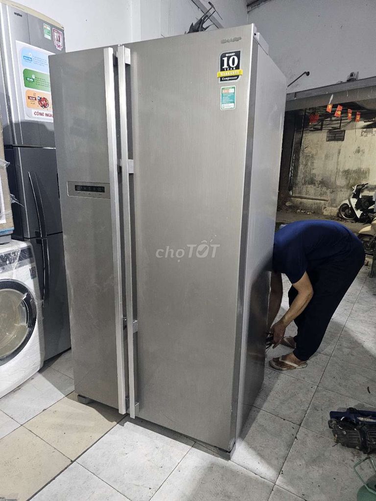 Tủ lạnh Sharp 550lit side by side. Mua bán Tủ lạnh tại Quận Thanh Xuân Hà Nội được đăng bởi Máy Giặt Tủ Lạnh Hà Nội hình 1
