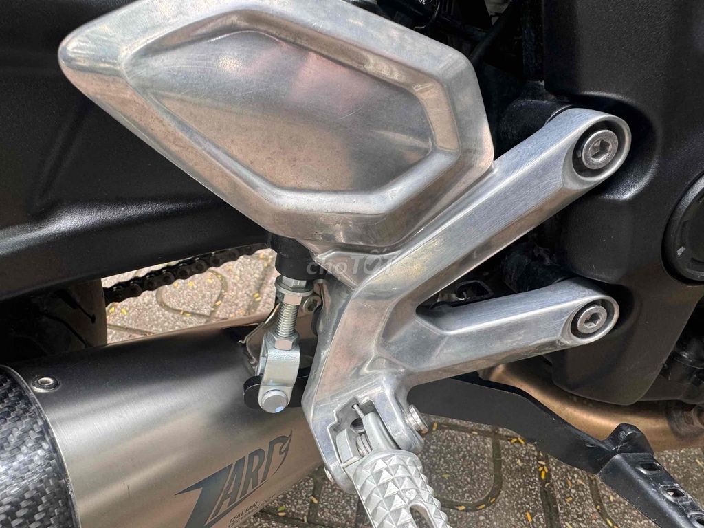 TRIUMPH Trident 660 xe lướt mới, bô Zart xịn. Mua bán Xe máy tại Quận Cầu Giấy Hà Nội được đăng bởi Tong motor xe may hình 10