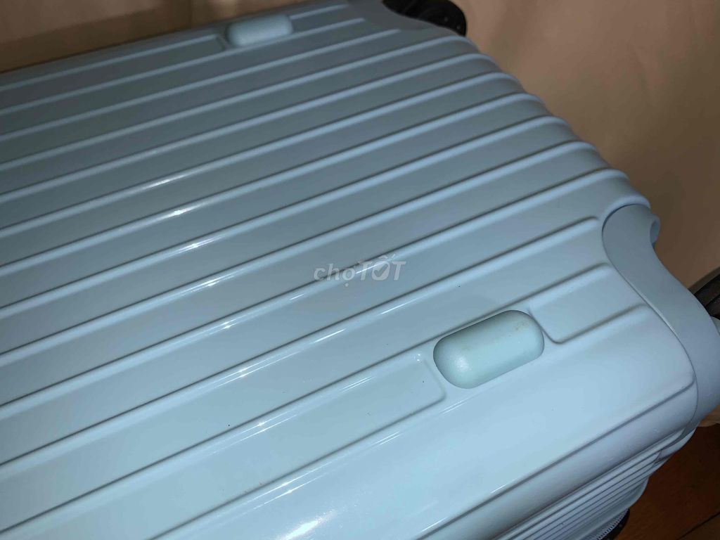 Thanh lý Vali to 32inch đã qua sử dụng 2 lần