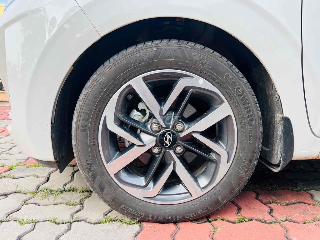 Ra Đi Hyundai Grand i10 2023 1.2 AT Full 15000 km. Mua bán Ô tô tại Thành phố Thuận An Bình Dương được đăng bởi Minh Thành  hình 11