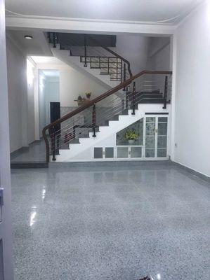 Аренда · 3 комн. · 100 м² · Quận Cẩm Lệ, ул. Đường Hoàng Đình Ái
