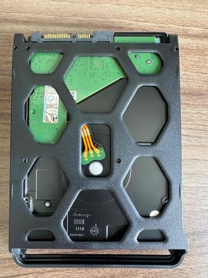 Ổ cứng cũ 8T Seagate 3.5 inch. Mua bán Linh kiện (RAM, Card...) tại Thành phố Thủ Đức Tp Hồ Chí Minh được đăng bởi David Le