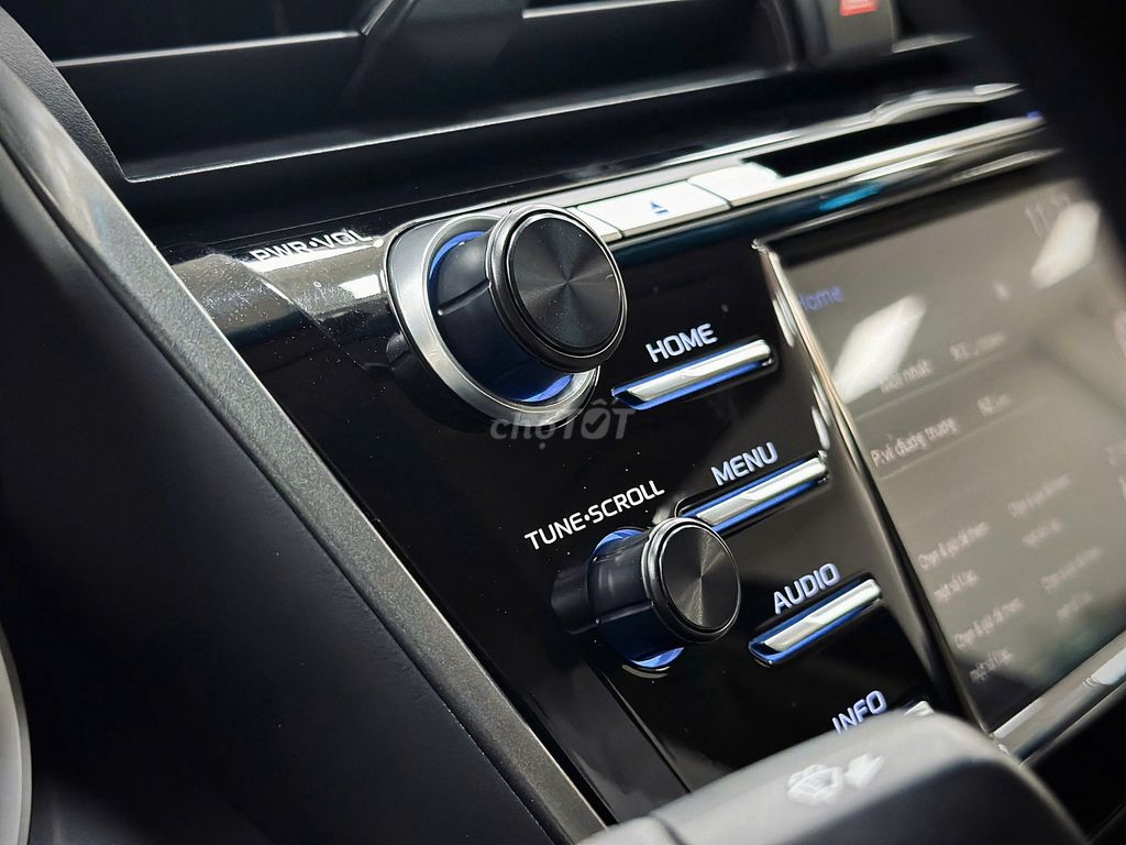 Toyota Camry 2019 2.0G - 20000 km. Mua bán Ô tô tại Thành phố Thủ Đức Tp Hồ Chí Minh được đăng bởi Kim Ngân Xe Lướt hình 10