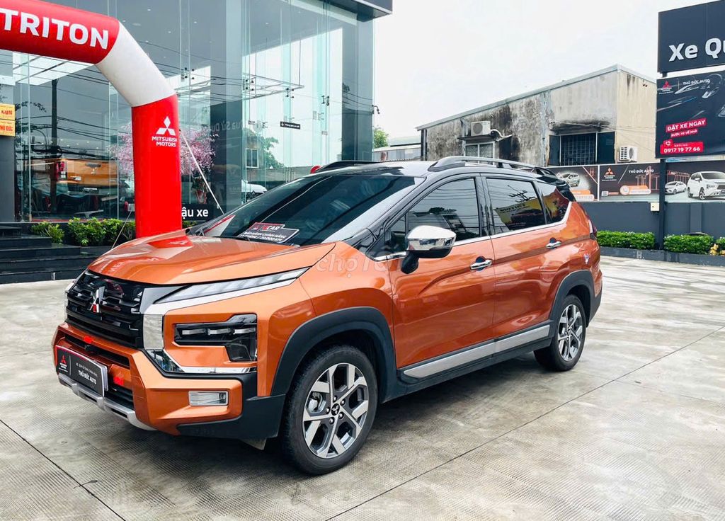 Mitsubishi Xpander Cross Cam Đen 2023 - Chính Hãng