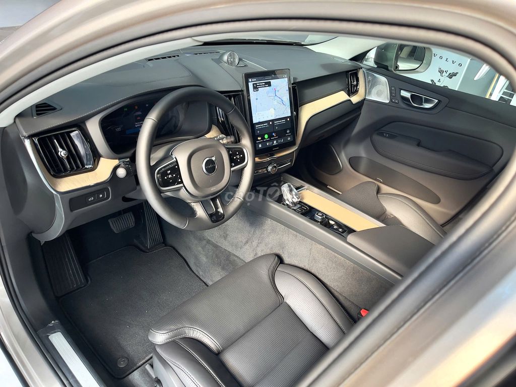 Volvo XC60 Plug-in Hybrid Ultra 2026, giao ngay. Mua bán Ô tô tại Quận 7 Tp Hồ Chí Minh được đăng bởi Volvo Car Sài Gòn hình 18