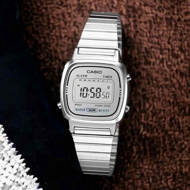 Casio LA670 670 w