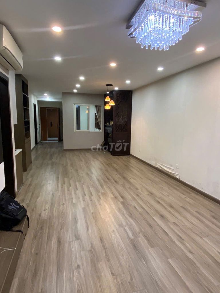 Cho thuê cc 3 phòng ngủ tại hồ gươm plaza hà đông