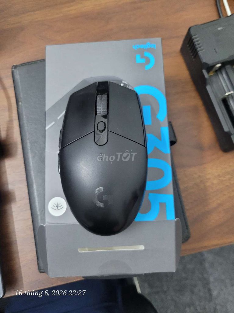Chuột Logitech G305 Đen Đã sử dụng. Mua bán Phụ kiện (Màn hình, Chuột...) tại Quận Thanh Xuân Hà Nội được đăng bởi Phạm Duy Thắng hình 1
