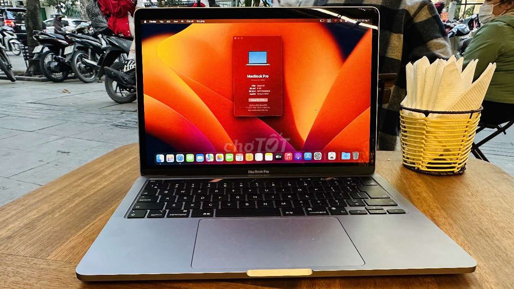 Macbook pro m1 8G ram 256ssd nguyên zin