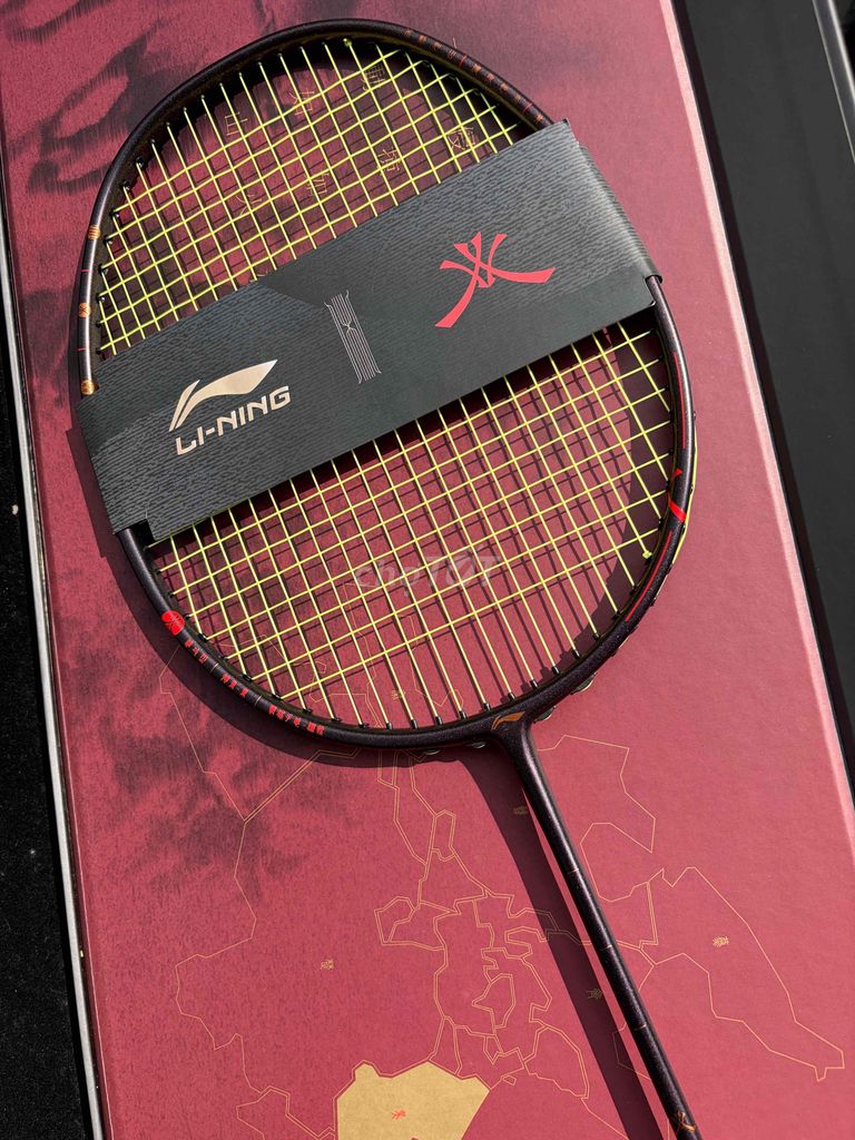 Vợt cầu lông Li-Ning Hoả Đen