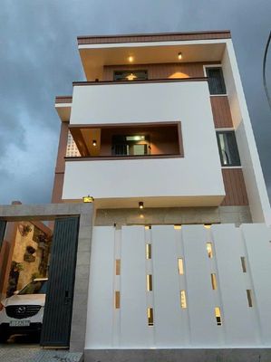 Nhà Mới 3 tầng, Sát Nguyễn Bình, 92m2, 4PN, Giá 5.9 tỷ