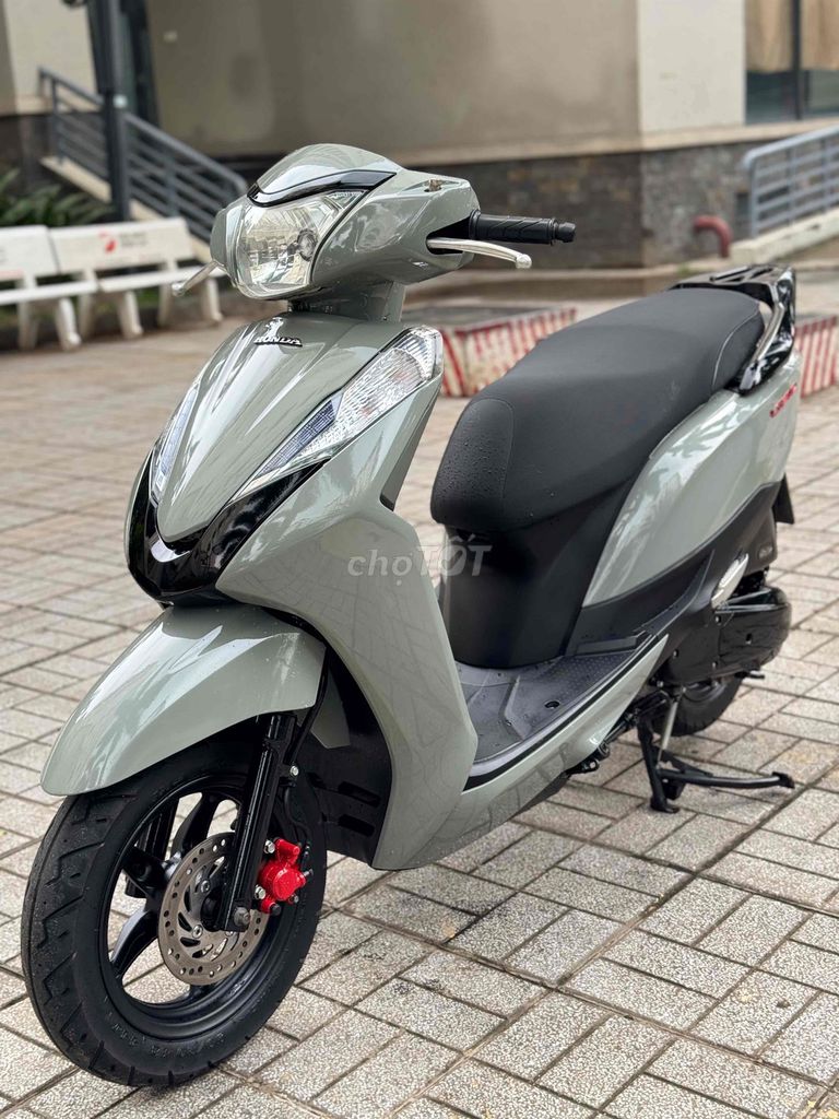 Honda Lead 125 2013 Мастер по производству зеленого цемента