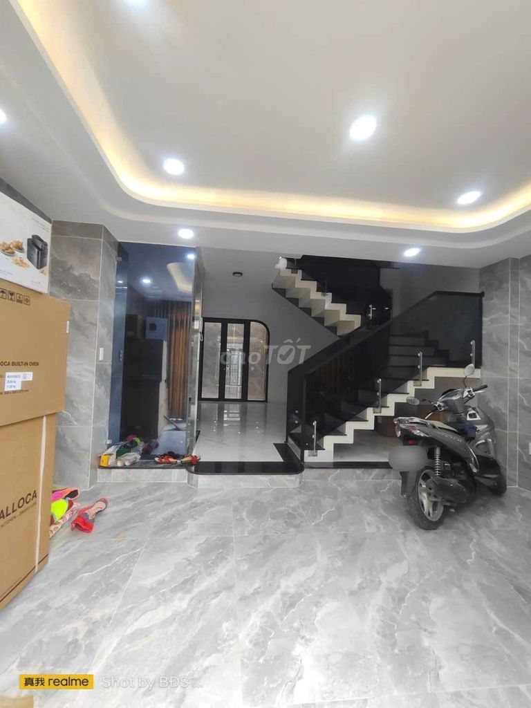 Аренда · 6 комн. · 71 м² · Thành phố Thủ Đức, ул. Đường Quốc lộ 13