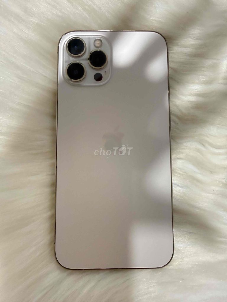 Apple iPhone 12 Pro Max 128GB Vàng Đã thay 100%. Mua bán Điện thoại tại Huyện Nhơn Trạch Đồng Nai được đăng bởi Lê cường mobile hình 1