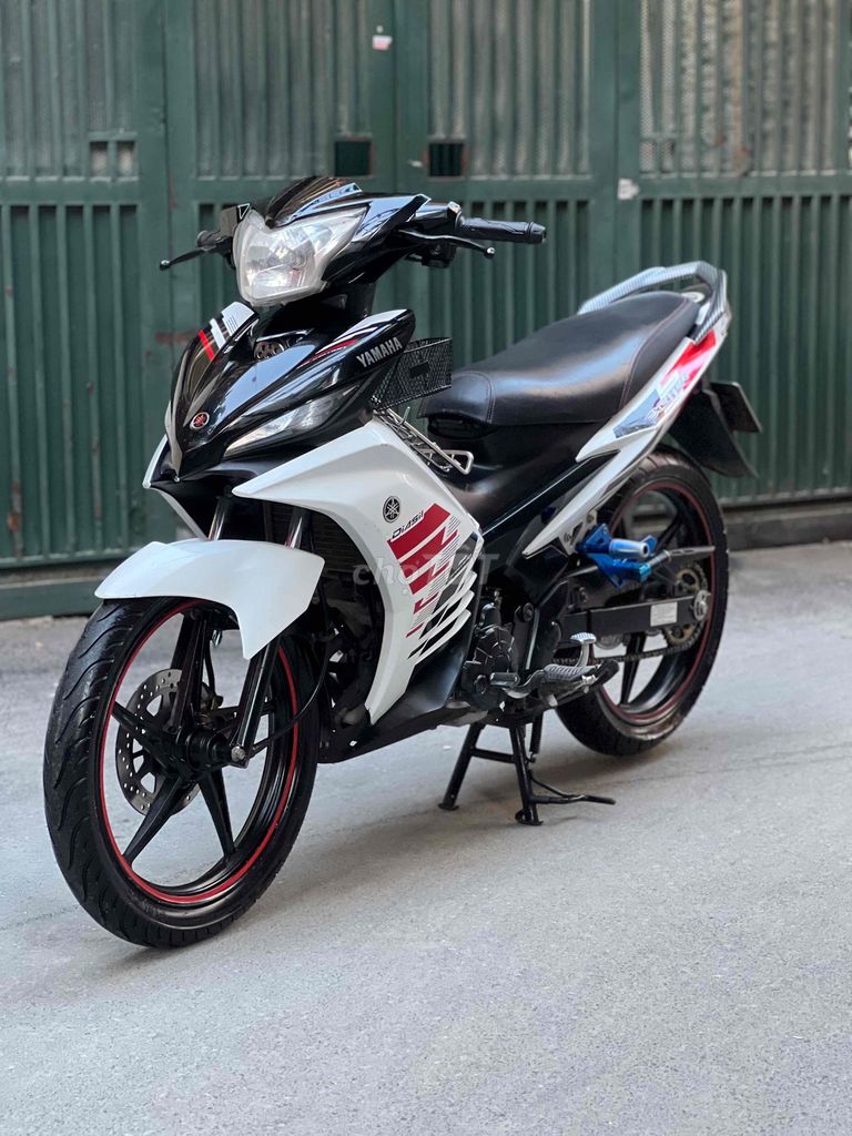 Exciter 135 đời chót 2014. hỗ trợ góp và sang tên. Mua bán Xe máy tại Quận Cầu Giấy Hà Nội được đăng bởi Xe Máy Đoàn Văn Cam Kết Đúng Ảnh Đúng Biển Đúng Giá Trị hình 6