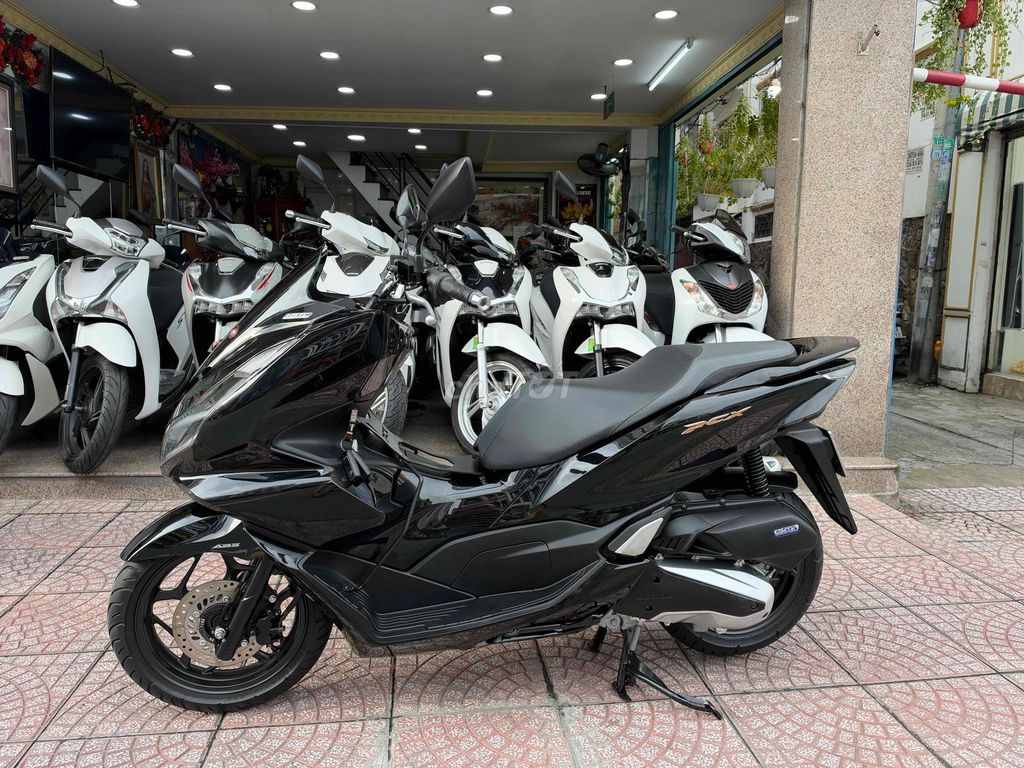 Honda PCX 160 ABS + HSTC 2022 Черный, госномер Хошимина, от собственника
