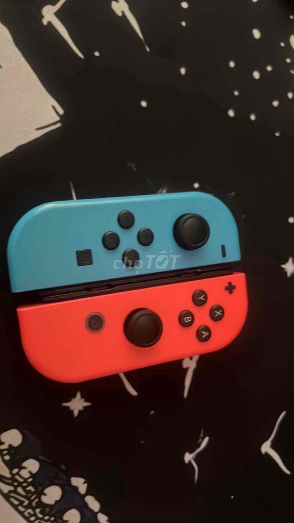 Tay cầm nintendo switch bị hư ở phần thanh trượt