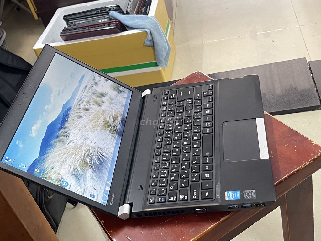 Toshiba Dynabook R734 i3 4GB/320GB 13.3 inch. Mua bán Laptop tại Quận Gò Vấp Tp Hồ Chí Minh được đăng bởi Mai Thị Thương Thương hình 1