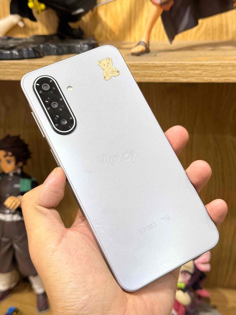 Samsung A17 Bạc. Mua bán Điện thoại tại Quận 10 Tp Hồ Chí Minh được đăng bởi Hậu Lưu hình 1