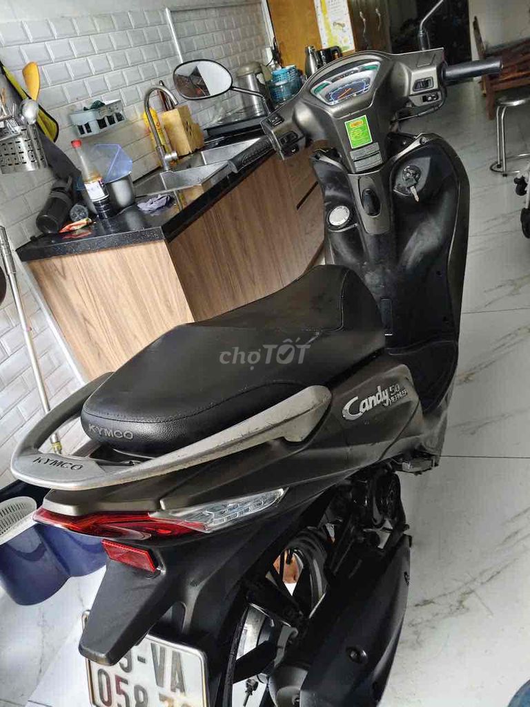 Kymco Candy Hermosa 50cc Xám odo 24k