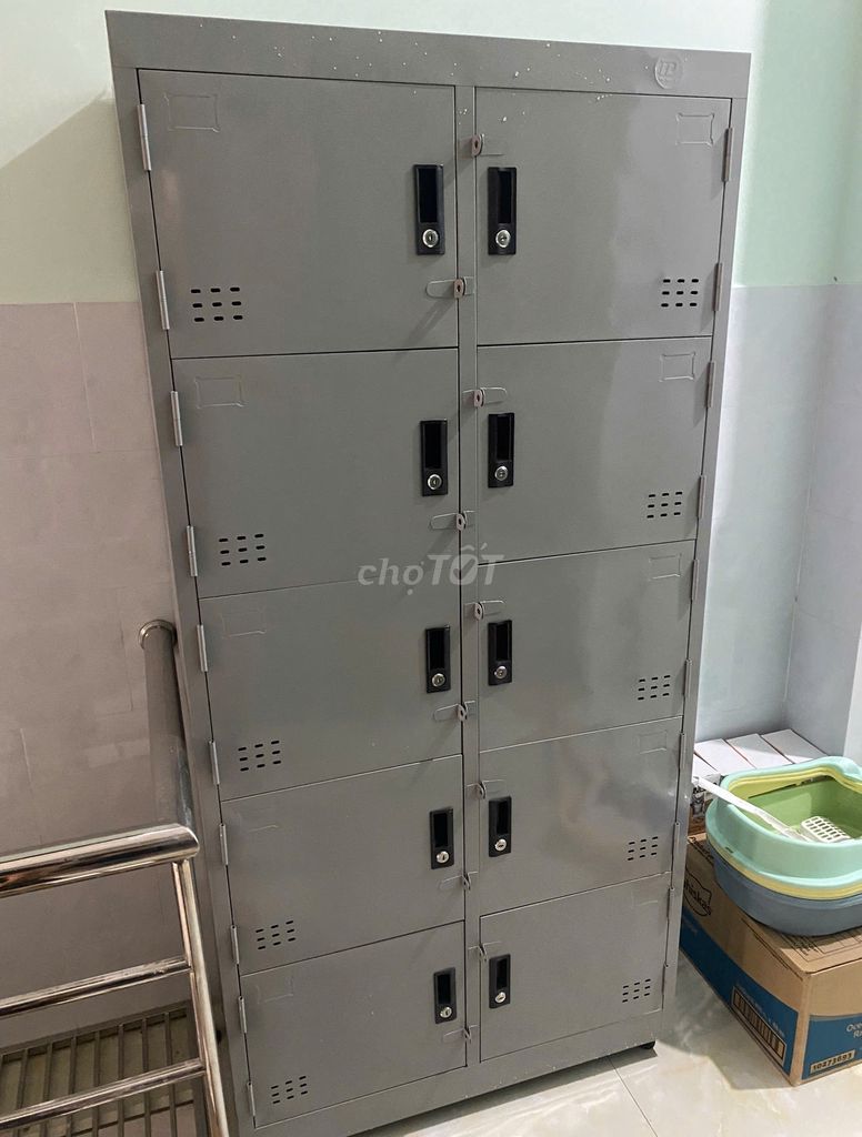 Tủ.Sắt văn PHòng - tủ sắt locker đựNG đồ.Sinh viêN